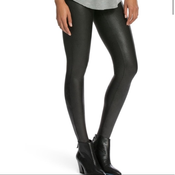 NWT BLACK SPANX LEATHER LEGGINGS BLOGGER FAVE SOLD OUT M - Picture 5 of 9